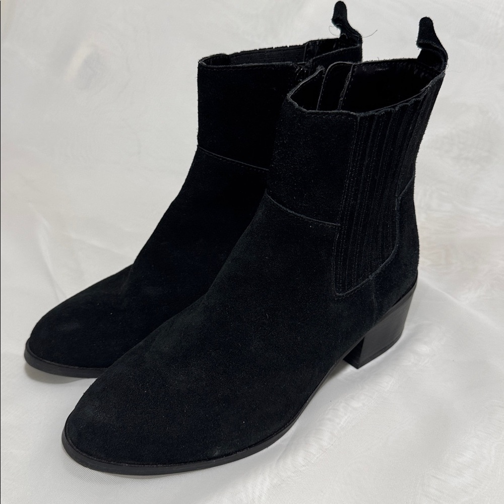 Women’s Black Suede Bootie